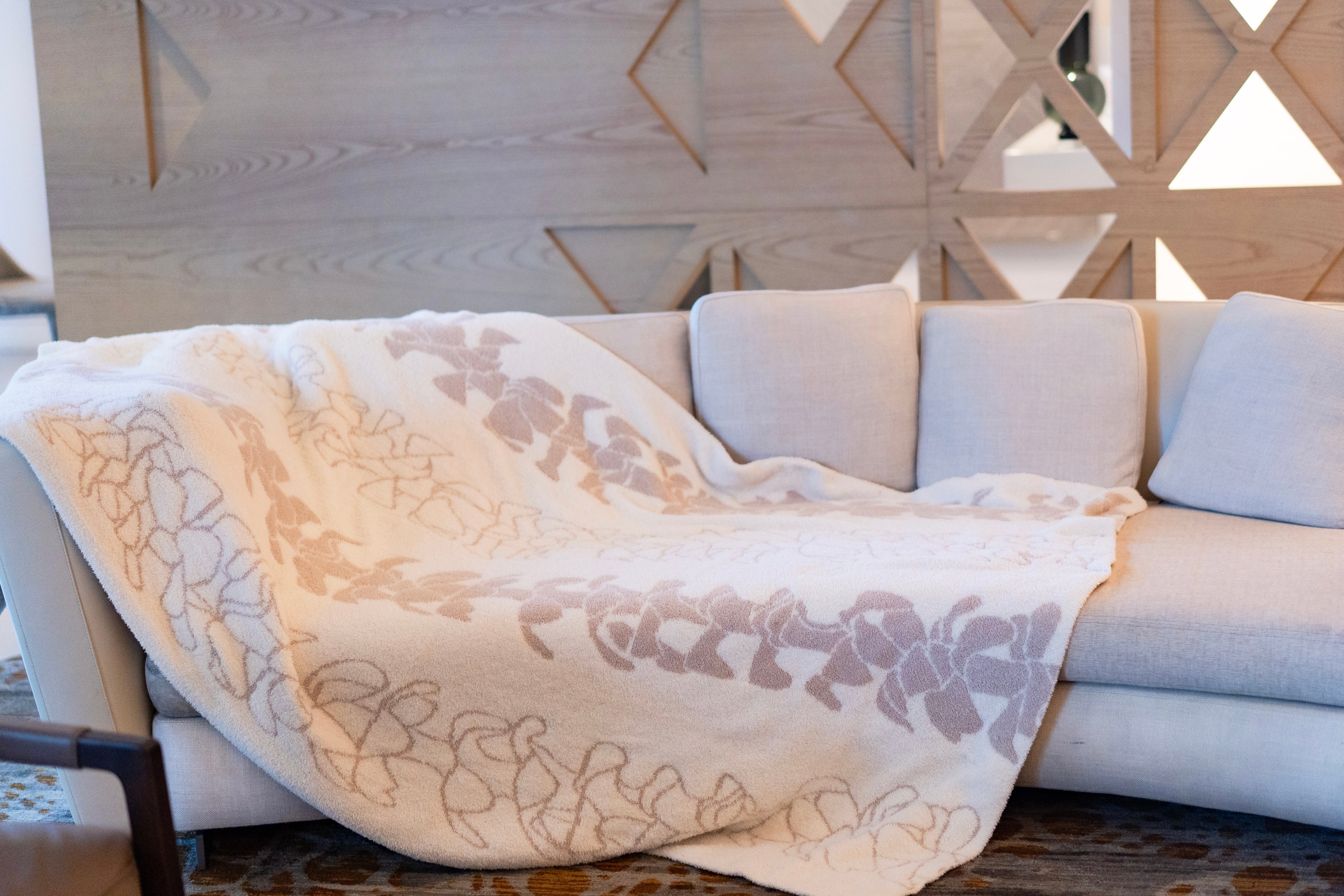 COZY BLANKET - PUAKENIKENI – PORTS + PAWS