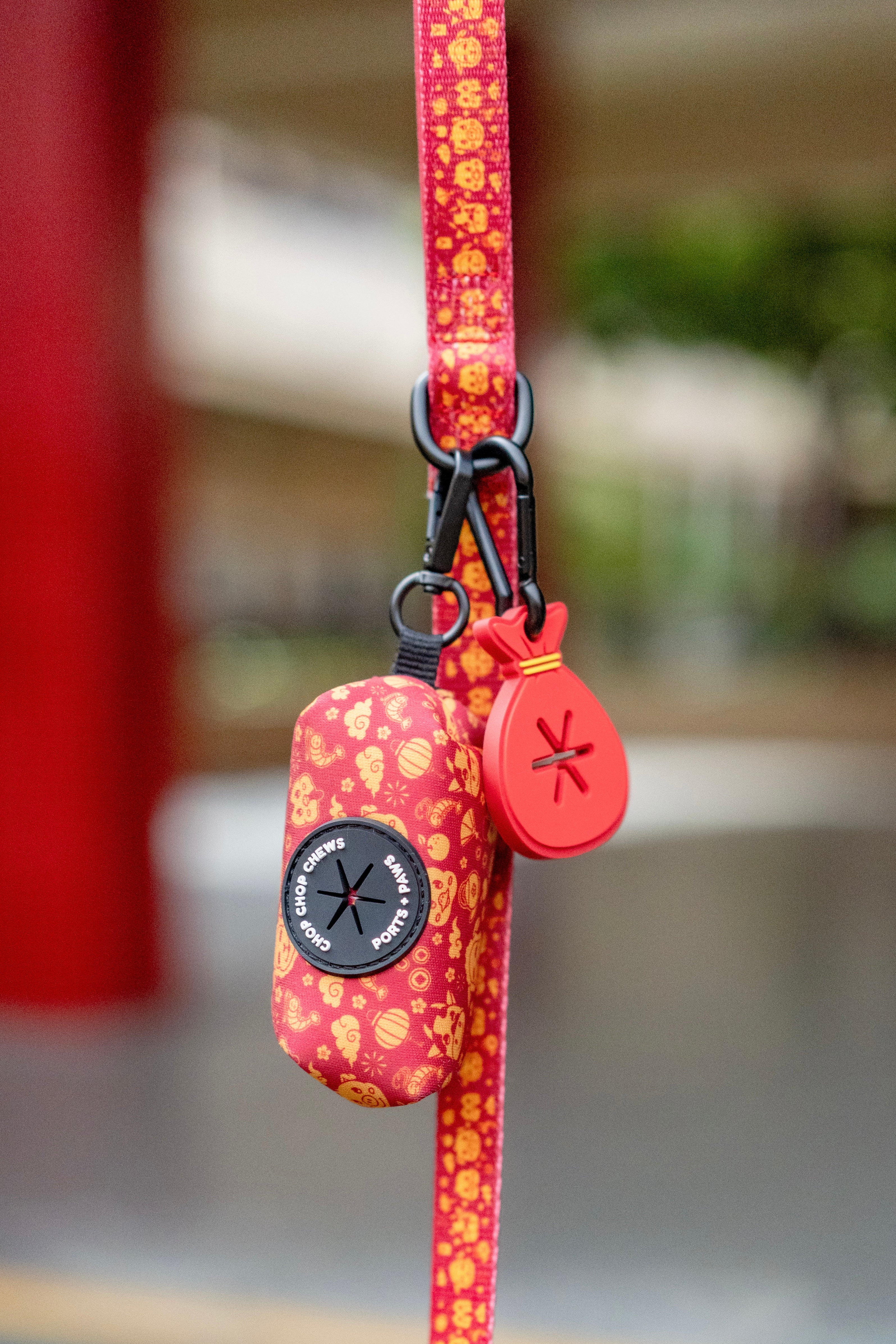 POOP BAG HOLDERS – PORTS + PAWS
