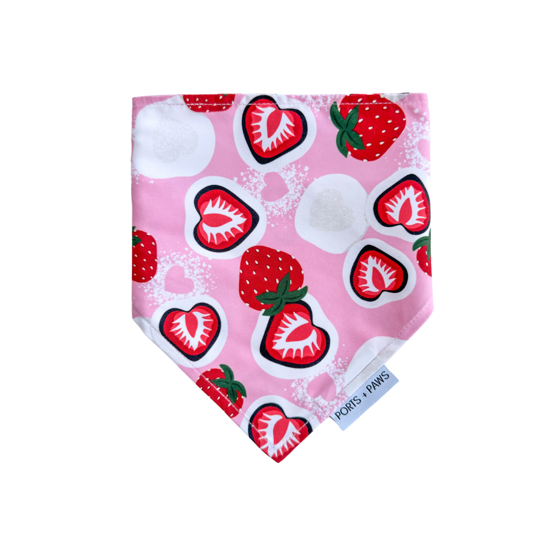 QUICK DRY BANDANA - STRAWBERRY MOCHI