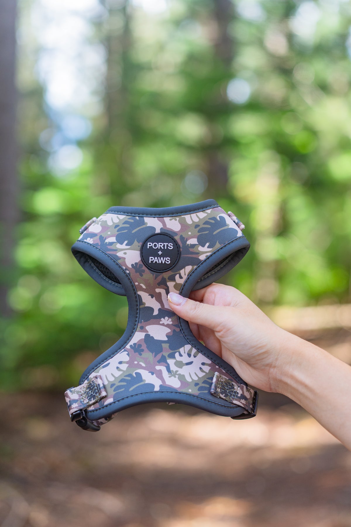 ADJUSTABLE HARNESS - PARADISE CAMO