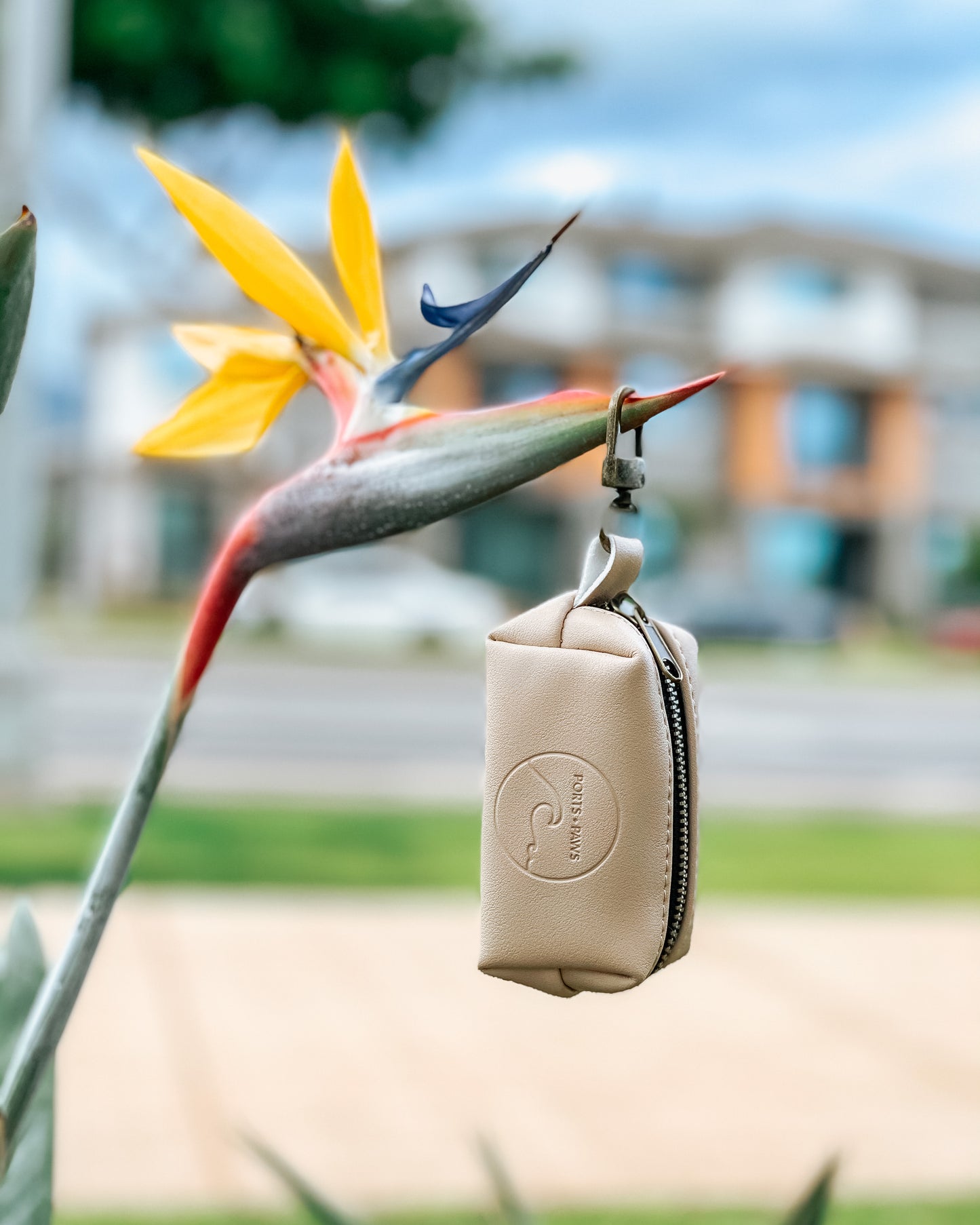 POOP BAG HOLDER - VEGAN LEATHER TAN